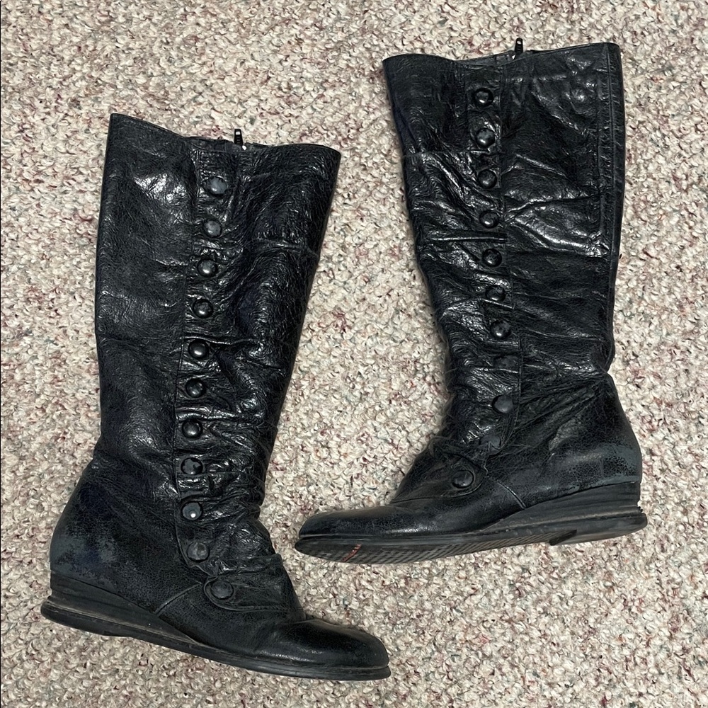 Miz mooz bloom Classic Black Button-Front Women's Knee Boots